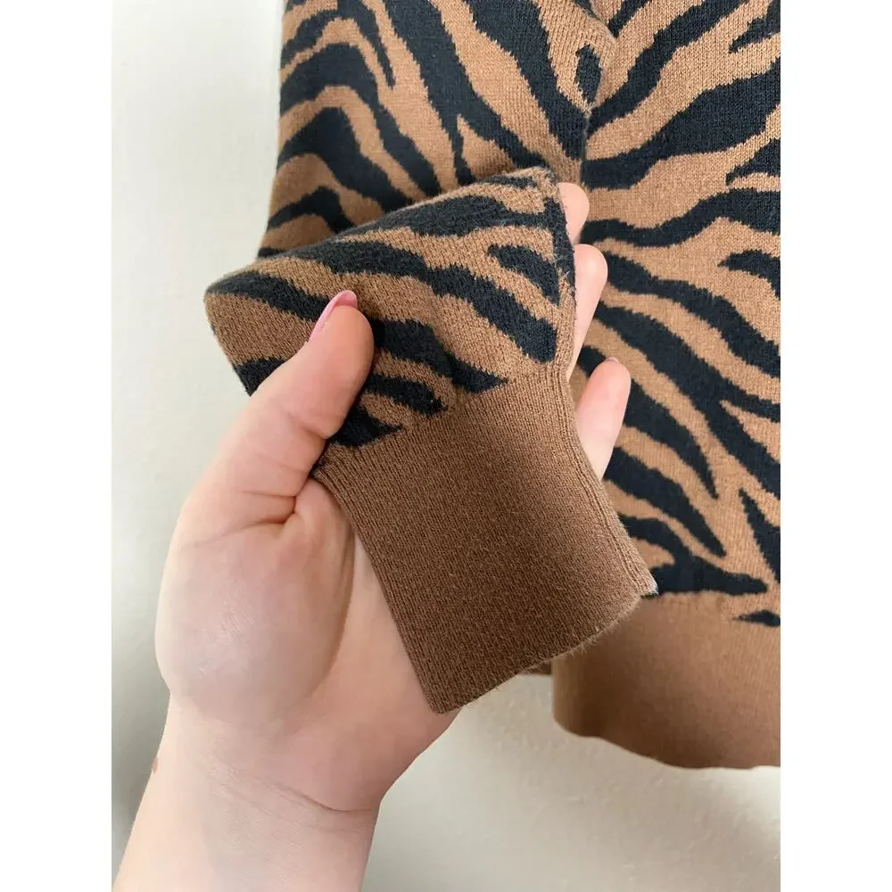 GAP Kid’s Brown Novelty Slouch Zebra Print Sweatshirt Size Small